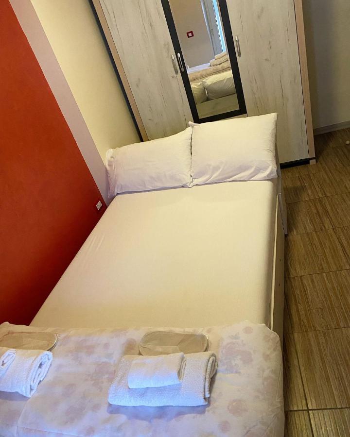 Anthora Hostel Plovdiv Eksteriør billede