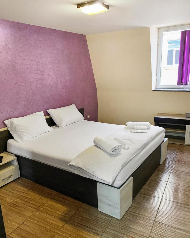 Anthora Hostel Plovdiv Eksteriør billede